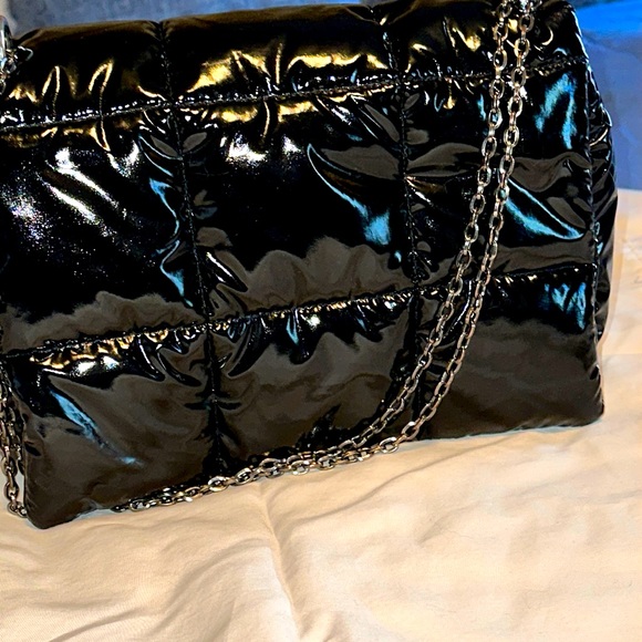 H&M handbag $25 - Picture 1 of 8